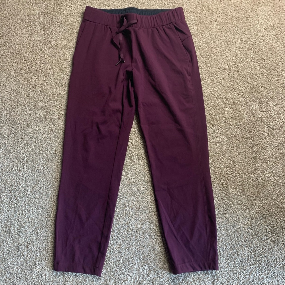 Tuff Athletics Women’s Burgundy Jogger Pants Size Medium Stretch Athleisure